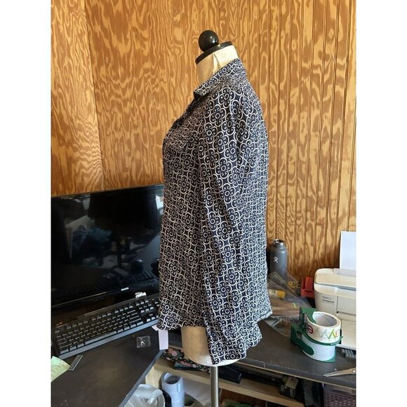 Charter Club Luxury Size S Scrolls Print 100% LINEN Button Down Blouse Blue - Picture 5 of 8